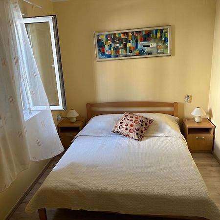 Spacious 1 Bedroom 4 Star Apartment, Mlini Exterior foto