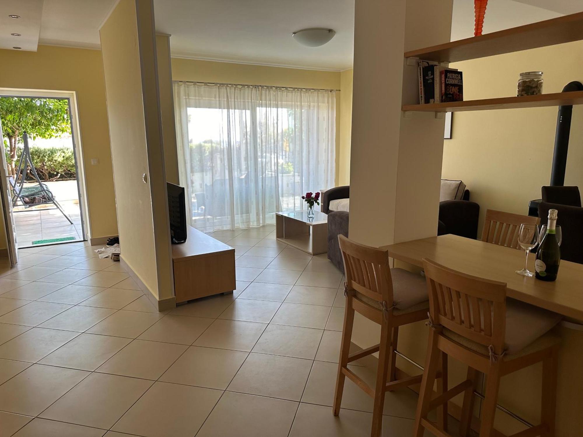 Spacious 1 Bedroom 4 Star Apartment, Mlini Exterior foto