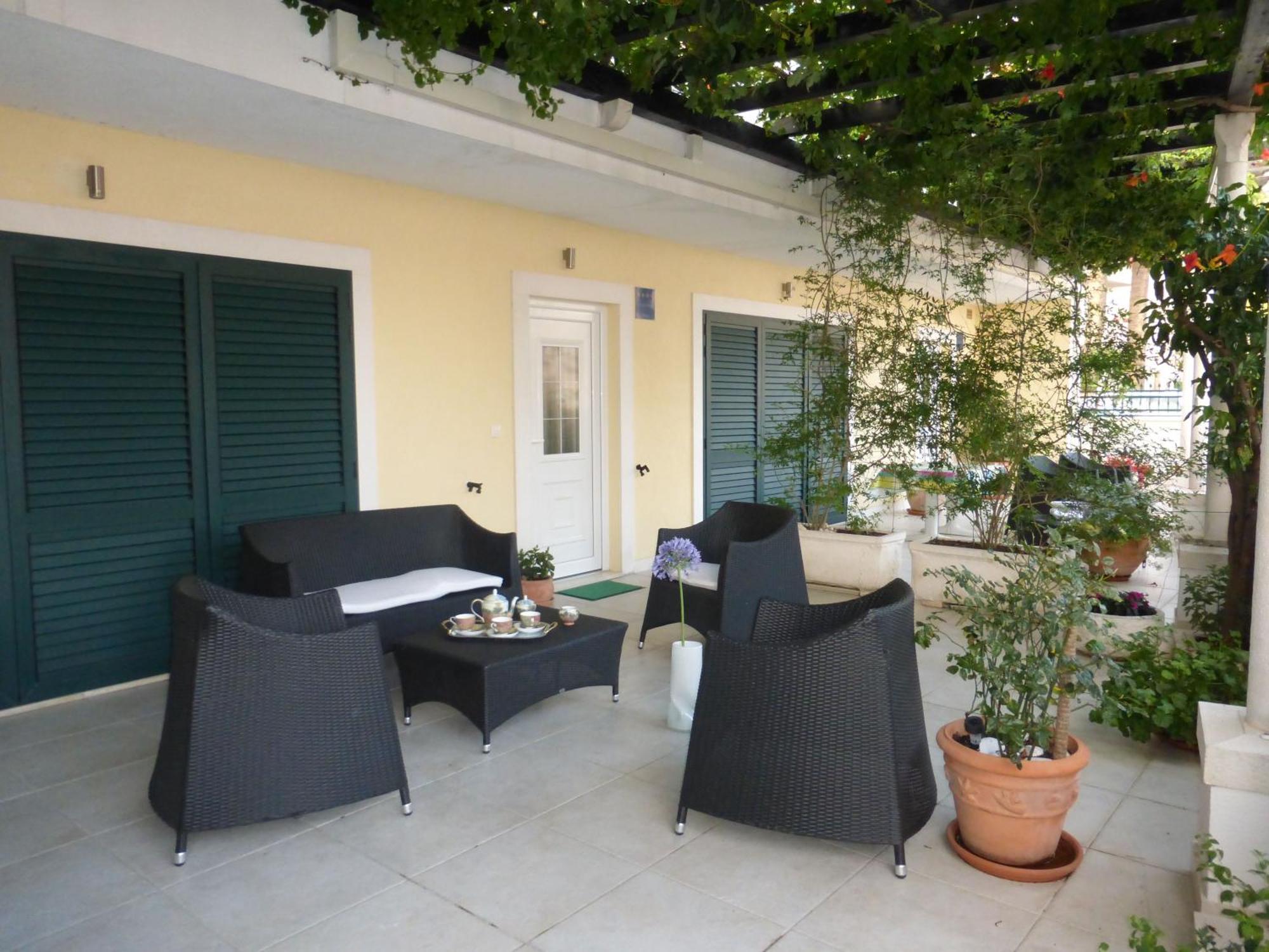 Spacious 1 Bedroom 4 Star Apartment, Mlini Exterior foto